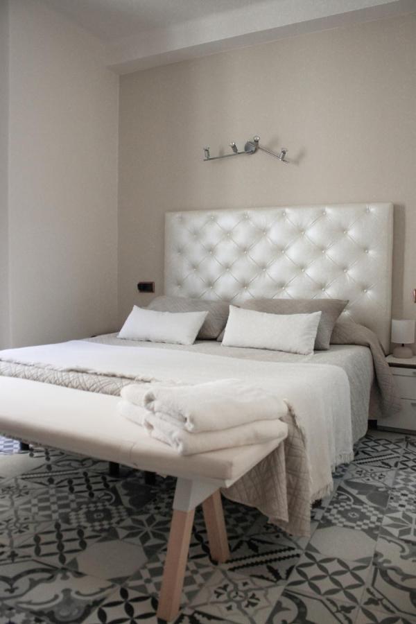 Fonda Mitja Hotel ตอร์โรเอยา เด มอนต์กรี ภายนอก รูปภาพ